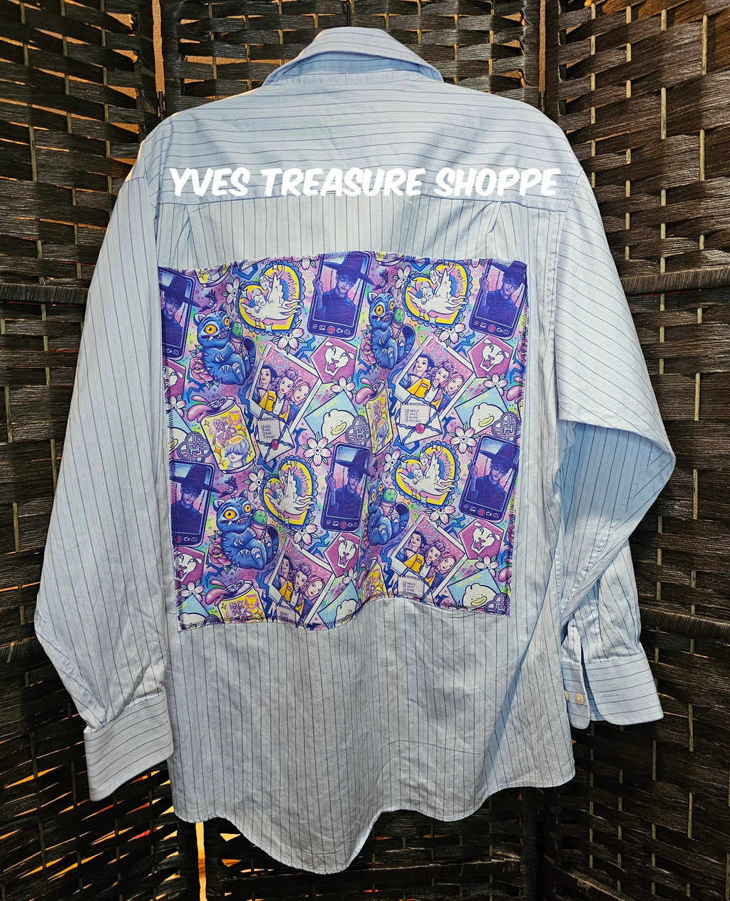 Upcycled Movie Top Large (16.5)