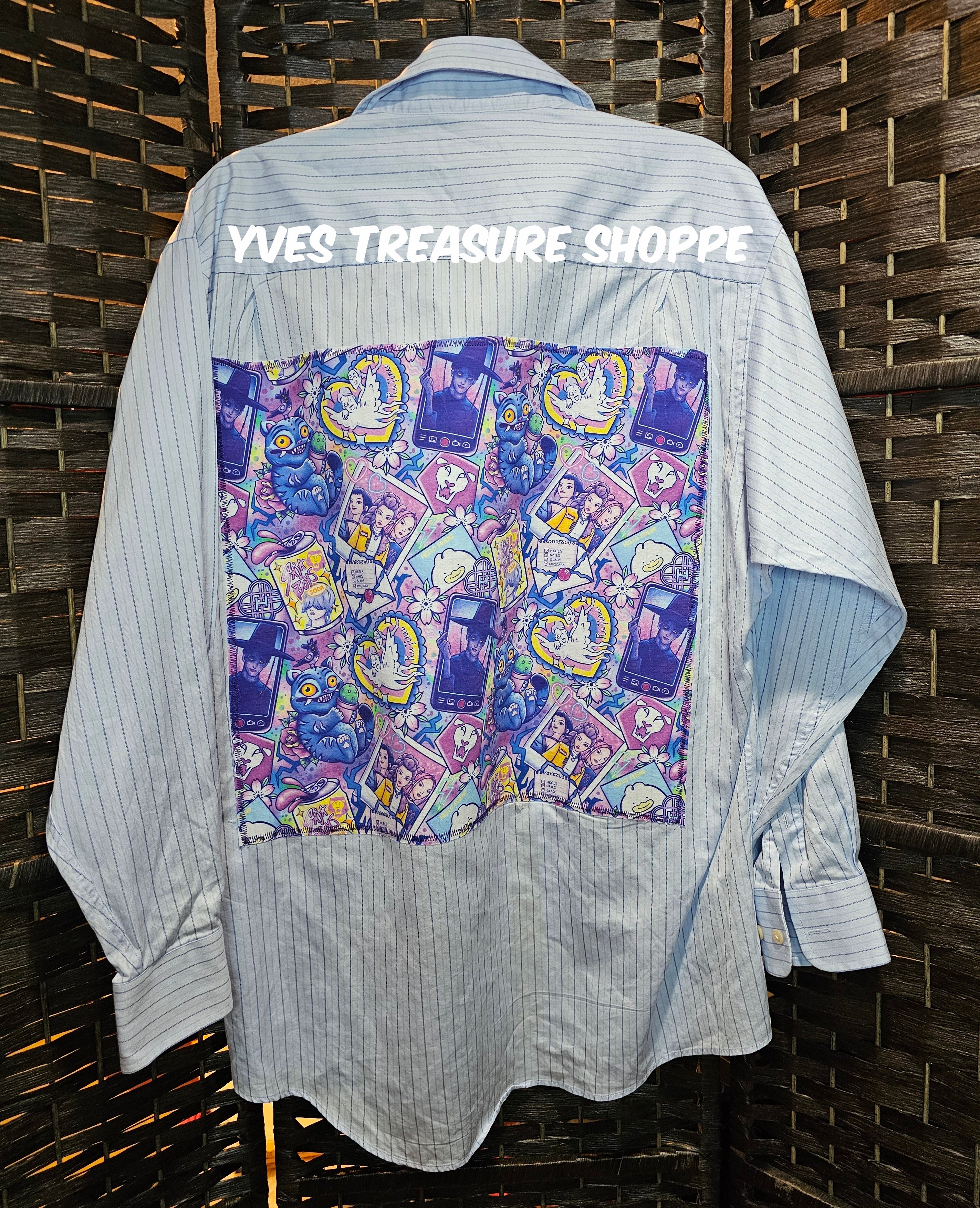 Upcycled Movie Top Large (16.5)