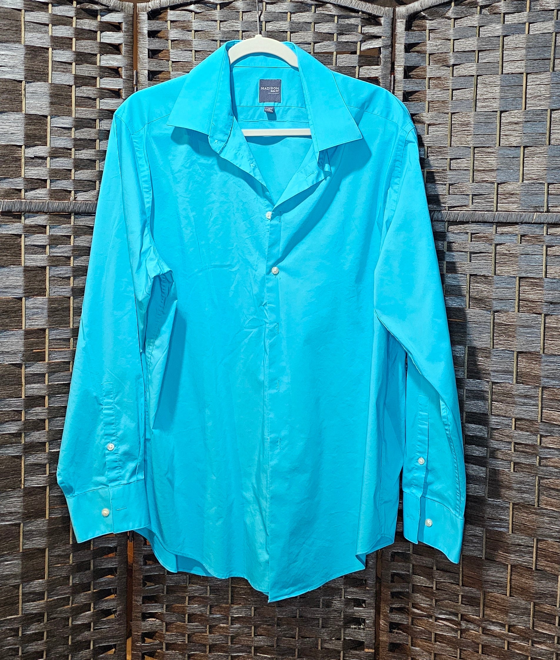 Thrifted Teal Gamer Shirt 17/17.5 (XL)